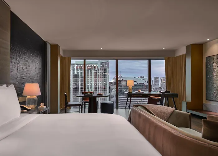 Отель Rosewood 5*