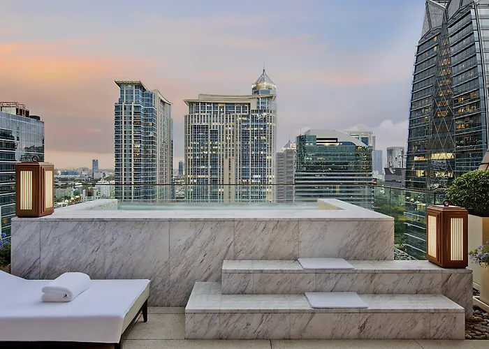 Отель Rosewood 5*